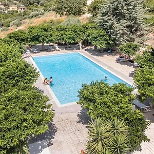 Val Di Alloggio per agriturismo